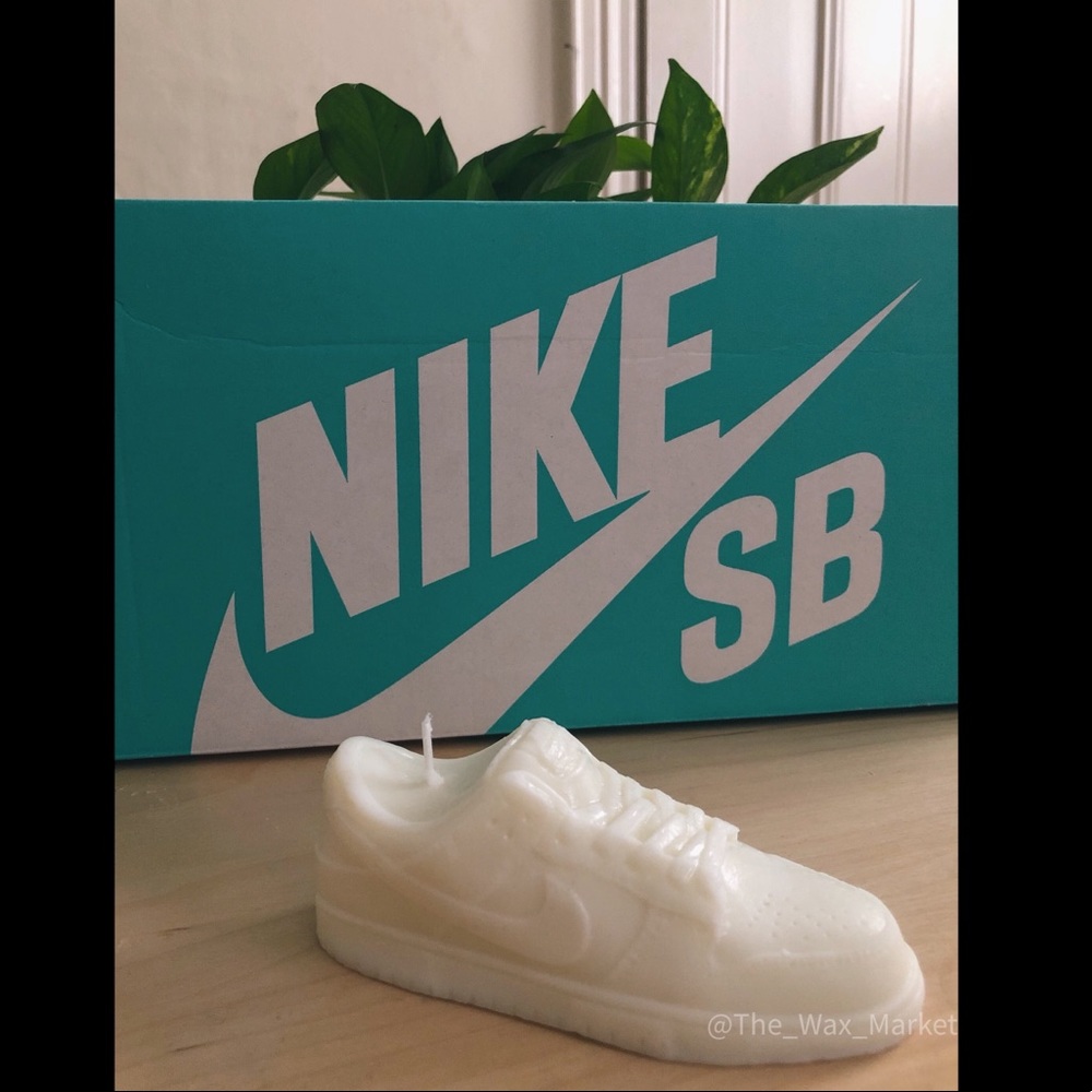 SB dunk candle in ivory